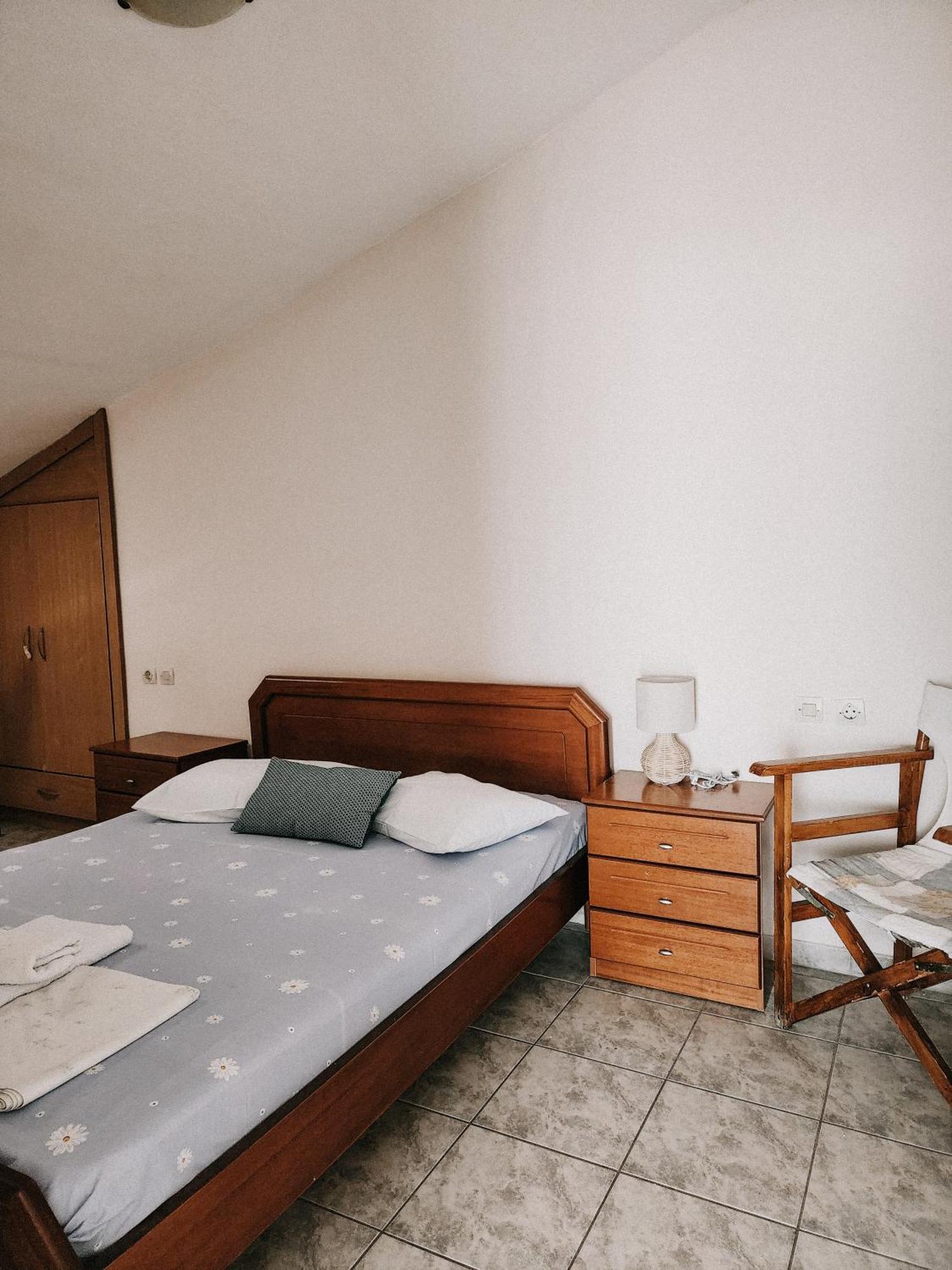 Aktaion Hotel Skala Alykis Pokoj fotografie